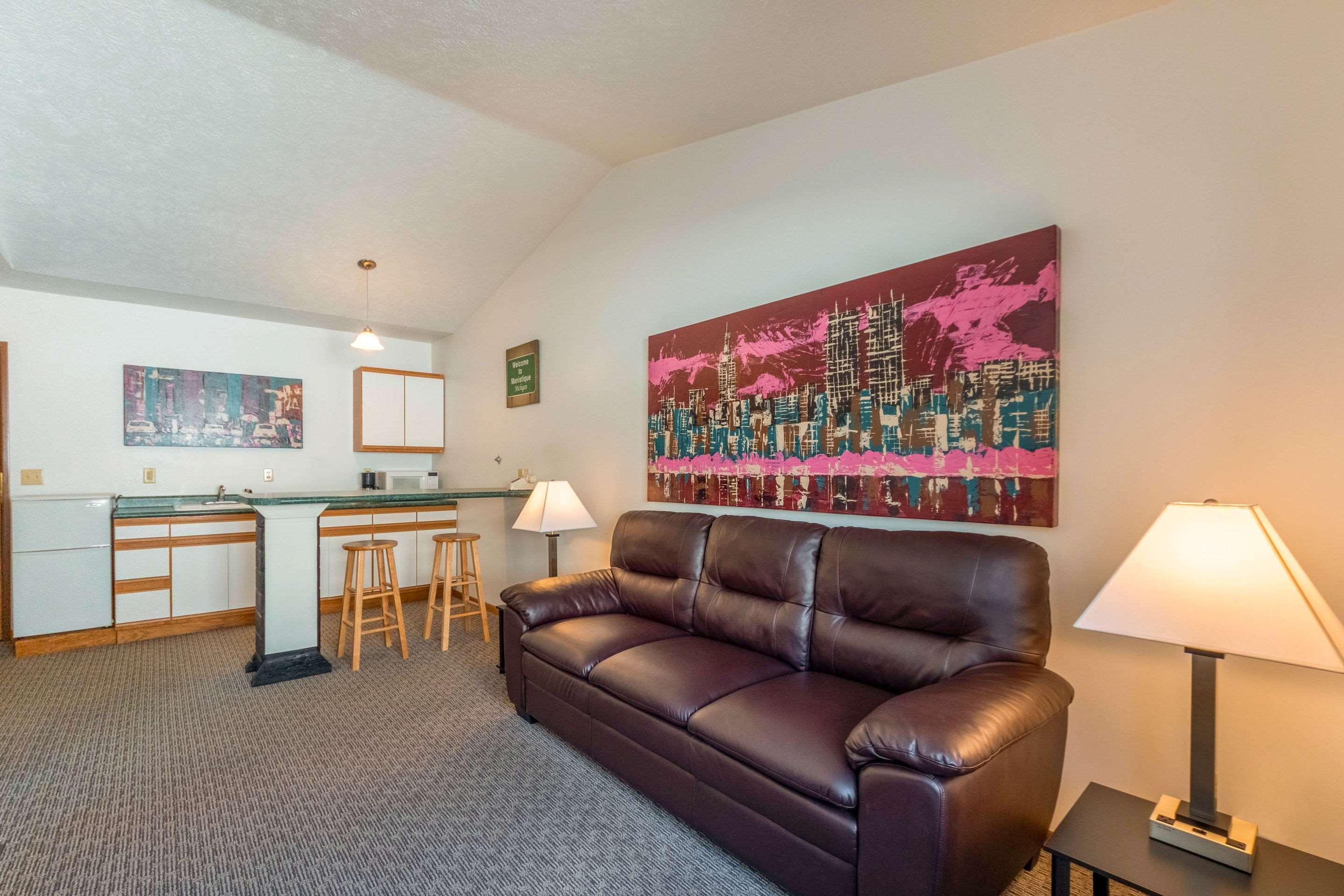 Econo Lodge Lakeshore Manistique Exterior foto