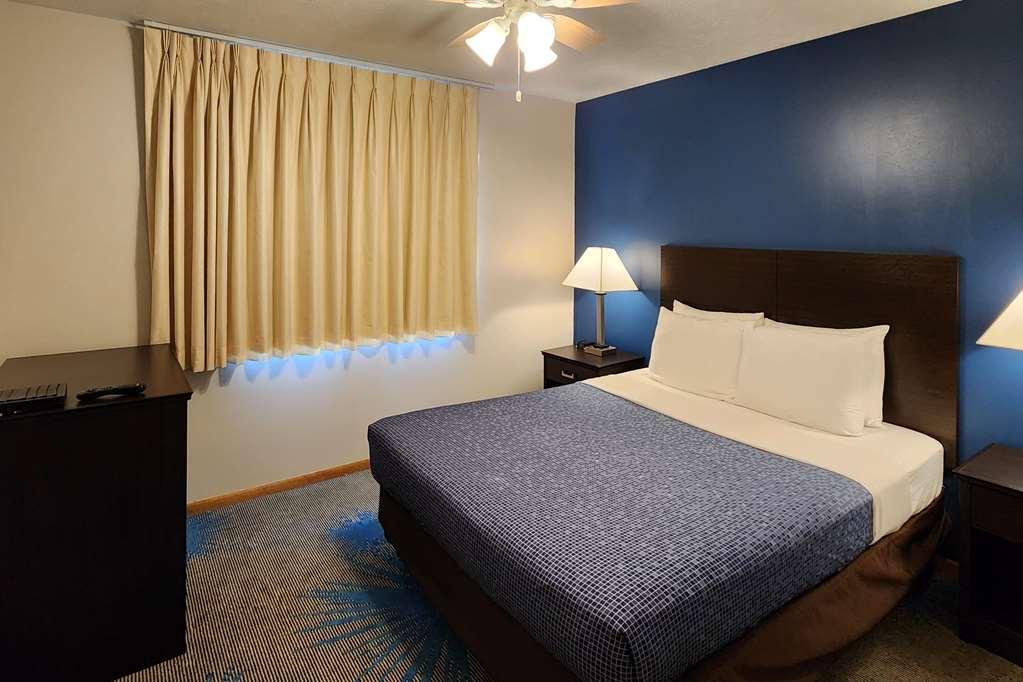 Econo Lodge Lakeshore Manistique Zimmer foto